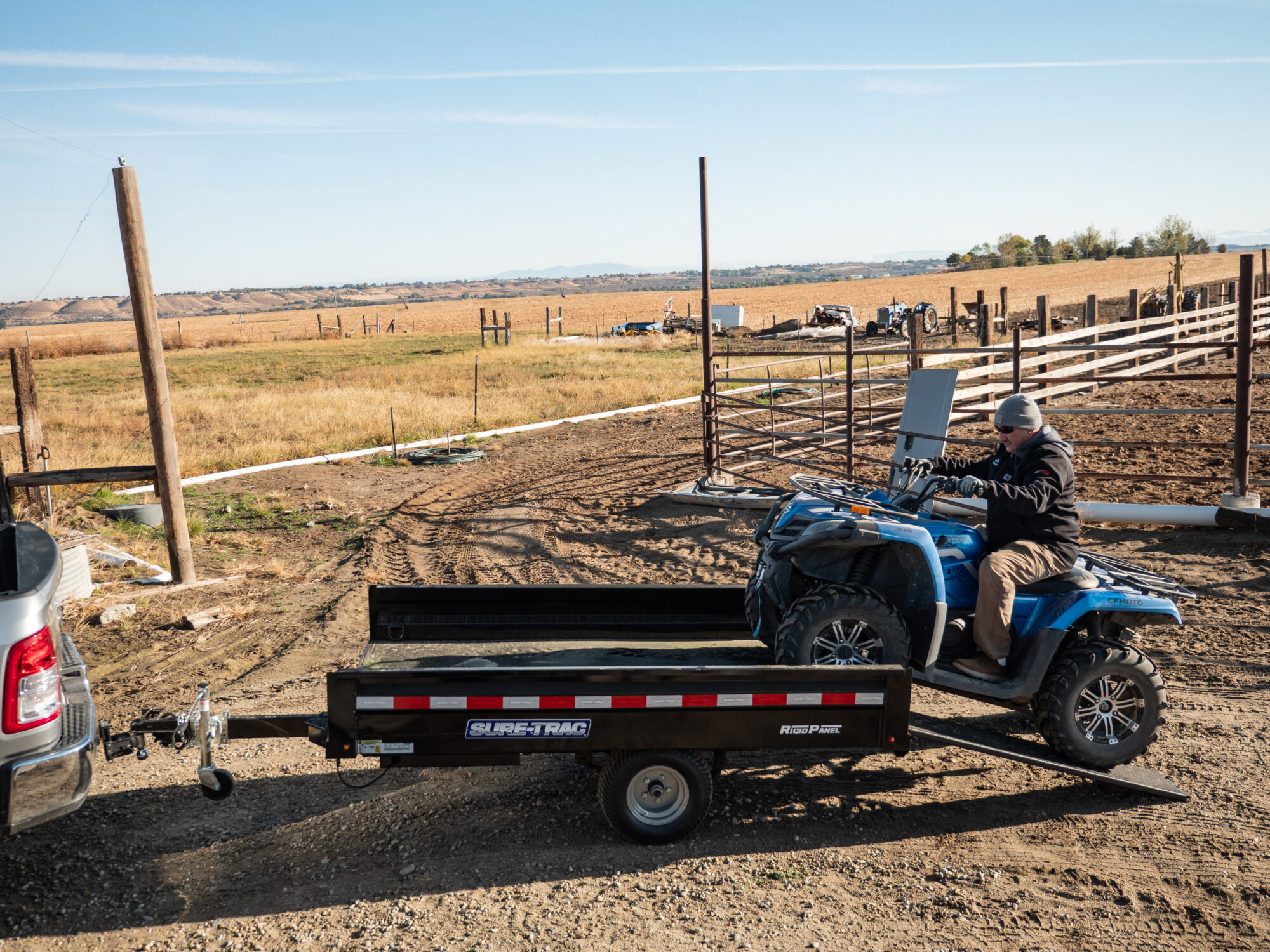 2024 utility dump hay delivery zoomed in rear side view